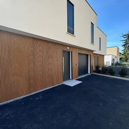 La Les Berges De L 'ill Willa